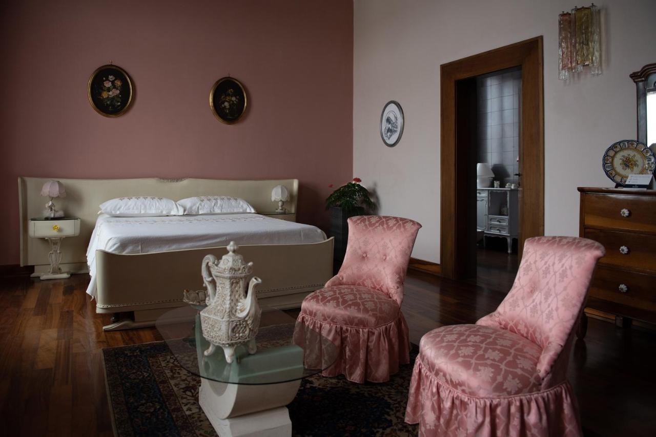 Palazzo Bed And Breakfast Calvisano Екстериор снимка