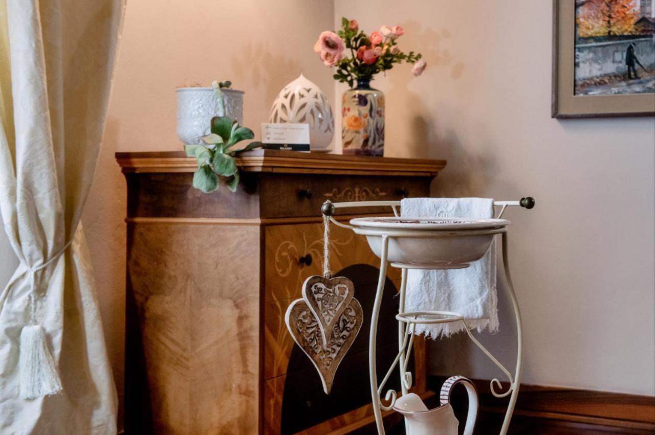 Palazzo Bed And Breakfast Calvisano Екстериор снимка