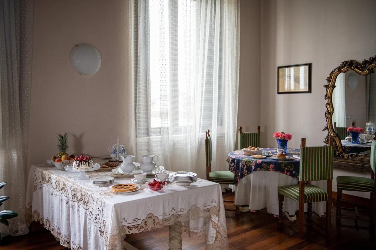 Palazzo Bed And Breakfast Calvisano Екстериор снимка